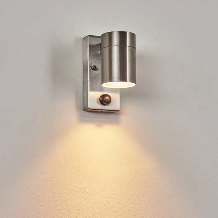 Hofstein Bessiebelle Außenwandleuchte Edelstahl, 1-flammig, Bewegungsmelder 7 Hofstein Bessiebelle Außenwandleuchte Edelstahl, 1-flammig, Bewegungsmelder – Bild 7