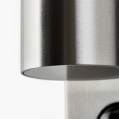 Brilliant Leuchten Brilliant Hanni Außenwandleuchte Silber, 2-flammig, Bewegungsmelder -Außenleuchten Verkäufe brilliant hanni aussenwandleuchte 96418 82 4