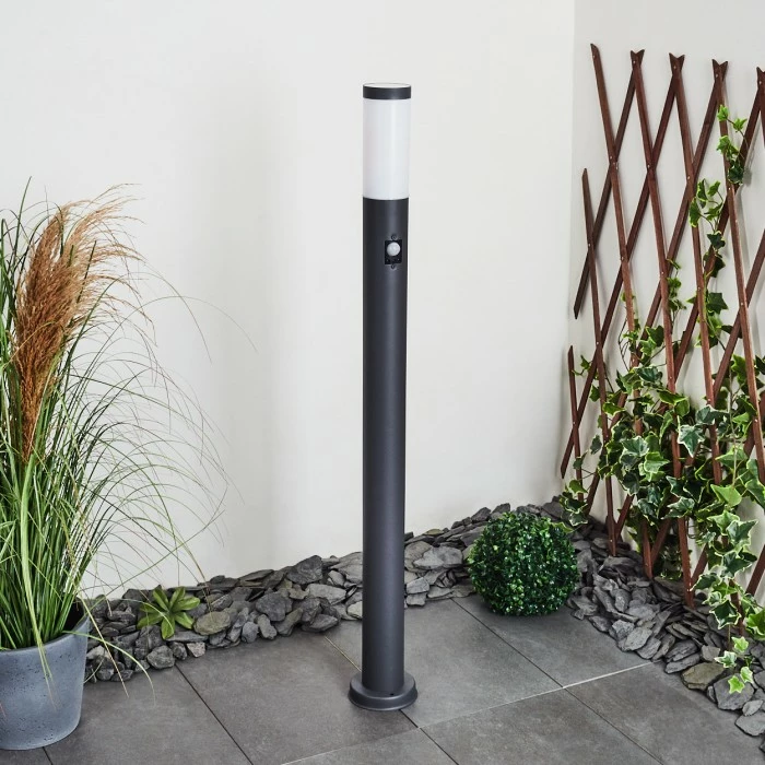 Hofstein Gaborone Wegeleuchte Anthrazit, 1-flammig, Bewegungsmelder 10 Hofstein Gaborone Wegeleuchte Anthrazit, 1-flammig, Bewegungsmelder – Bild 10