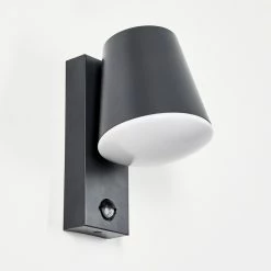 Hofstein Komata Außenwandleuchte Anthrazit, 1-flammig, Bewegungsmelder 19 Hofstein Komata Außenwandleuchte Anthrazit, 1-flammig, Bewegungsmelder -Außenleuchten Verkäufe komata aussenwandleuchte h3385180 7